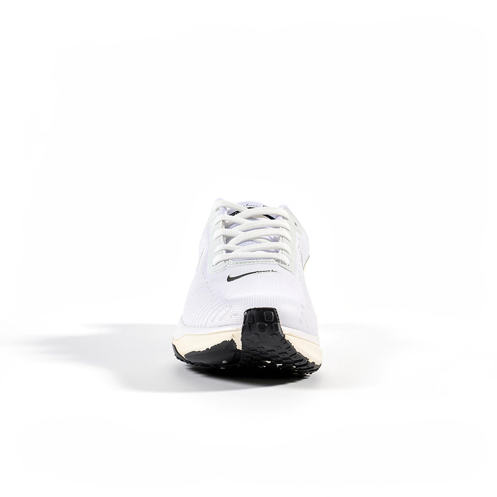Tênis Nike Invincible Run 3