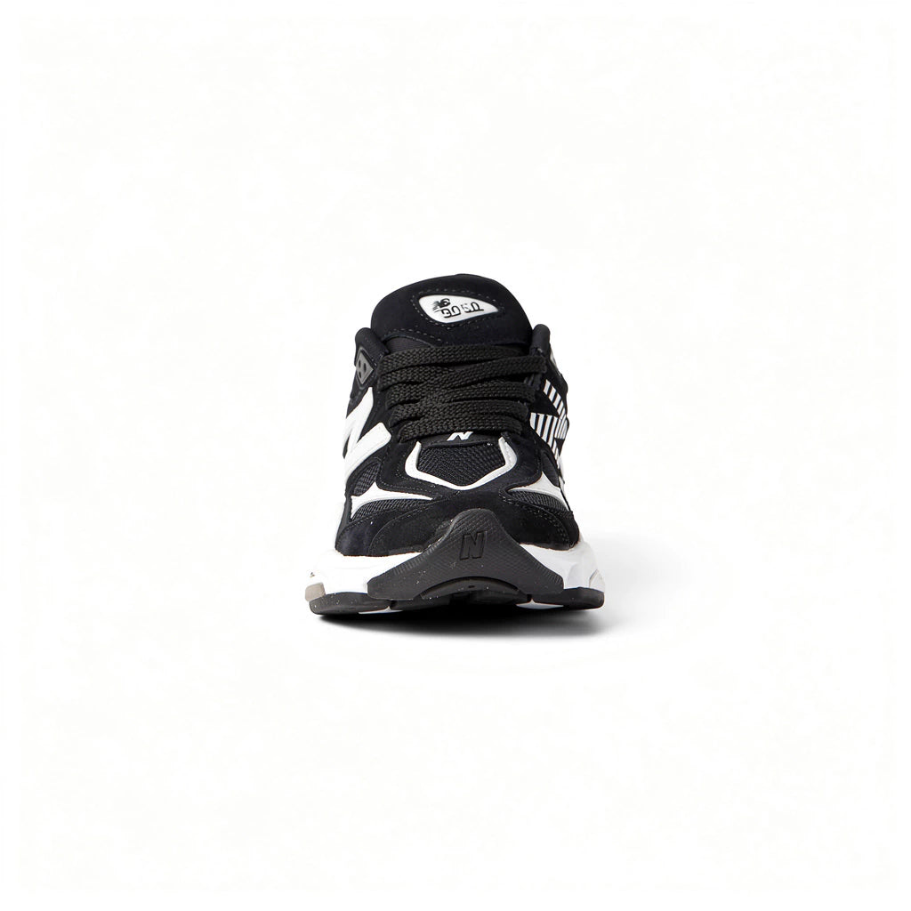 Tênis New Balance 9060 Feminino