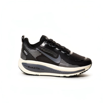 Tênis Nike Vomero 18
