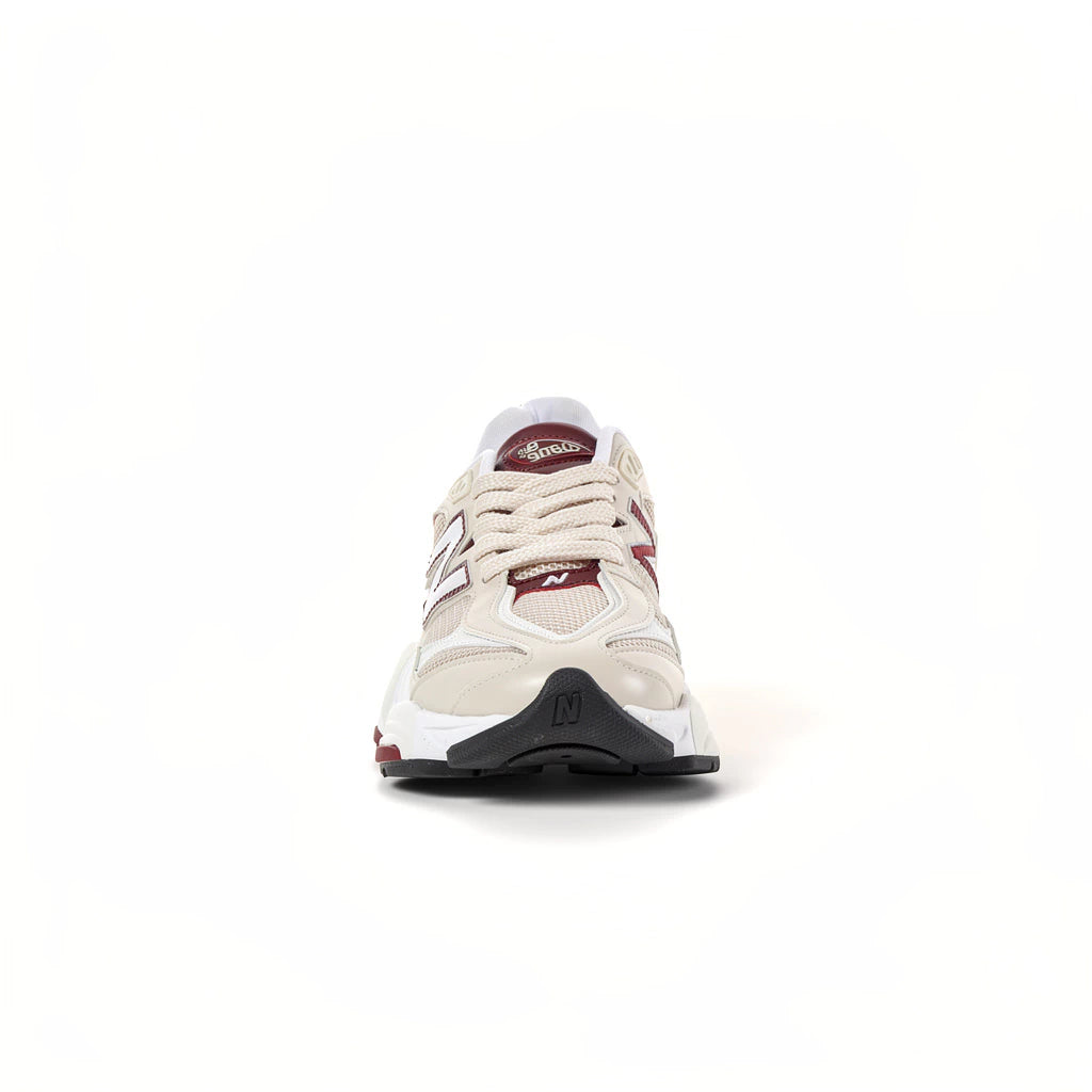 Tênis New Balance 9060 Feminino