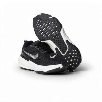 Tênis Nike Invincible Run 3