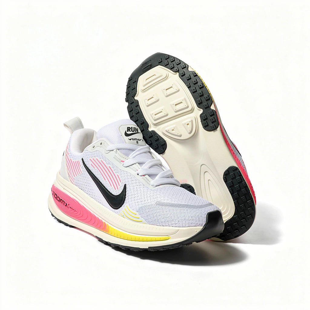 Tênis Nike Vomero 18