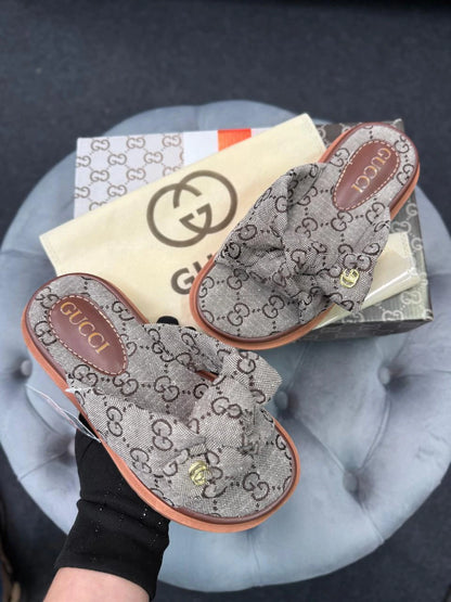 Sandália Gucci Laço