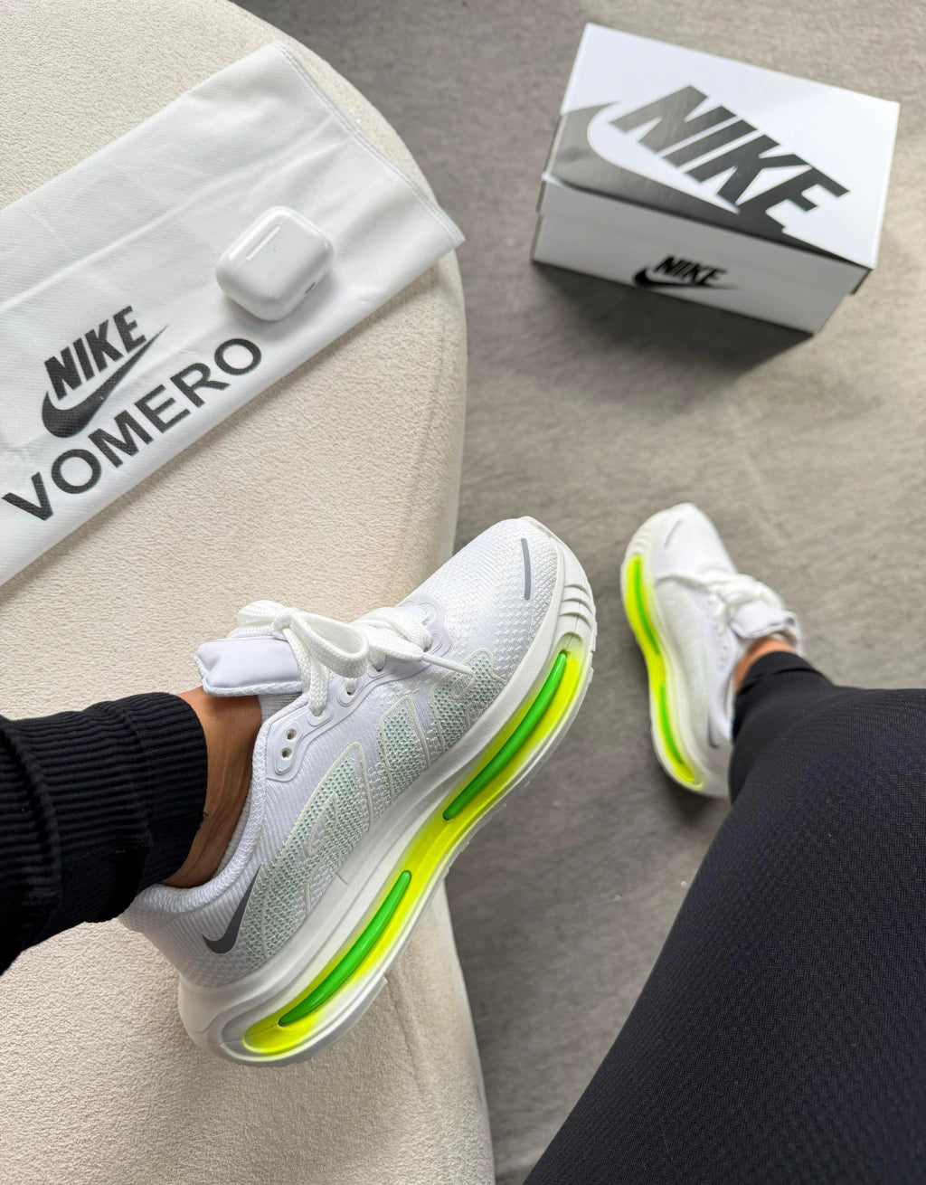 Tênis Nike Vomero Premium