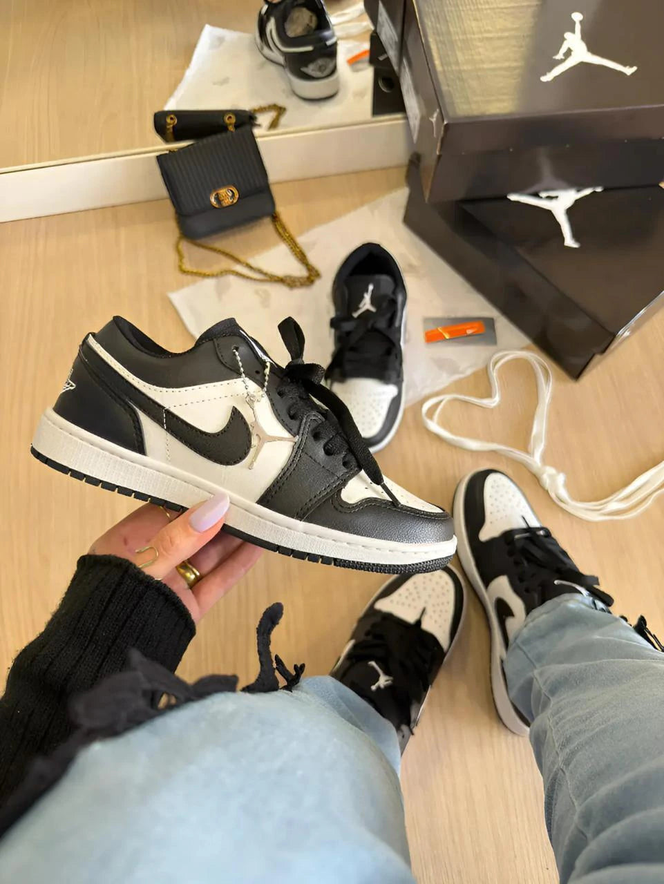 Tênis Jordan Low 01 Unissex / 2 Opção de Cadarço