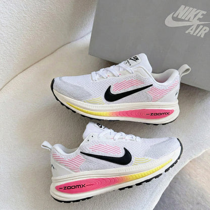 Tênis Nike Vomero 18