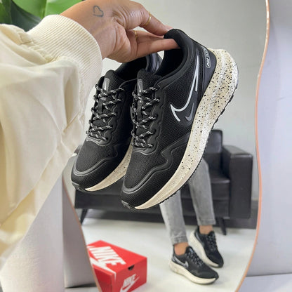 Tênis Nike Zoom Speed Unissex